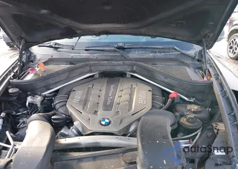 2012 BMW X5 xDrive50I z USA, uszkodzony, nr VIN 5UXZV8C5XCL422356